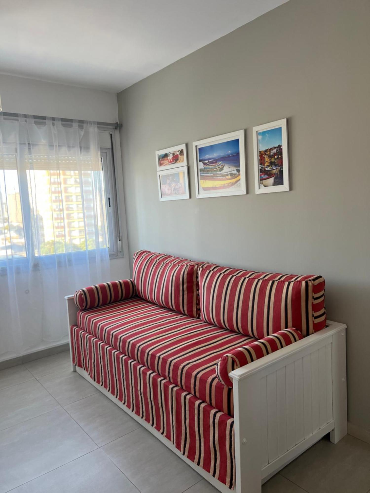 Holdich Apartment *
